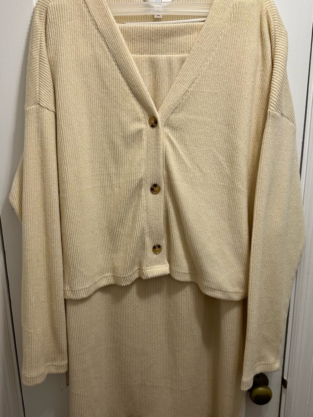 Time and Tru: XXL Cream Ribbed Button Front Cardigan & Skirt Set